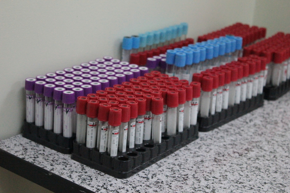 Более 300 добровольцев решили участвовать в испытаниях вакцины от коронавируса
