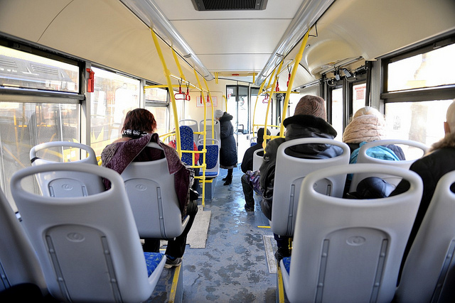 Департамент транспорта утверждает, что в омских автобусах не холодно