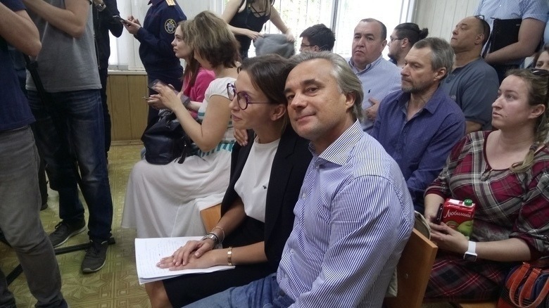 Супруга омского экс-депутата Сергея Калинина подала в суд на раздел имущества