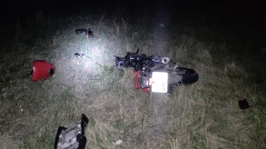 Рассыпался в труху. В Омской области подросток едва не погиб, катаясь на мотоцикле