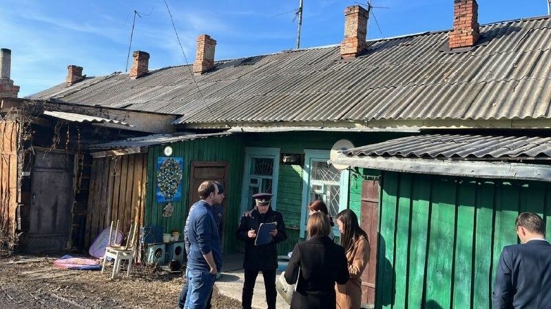 Омская прокуратура начала проверку многоквартирного дома, где обрушился потолок