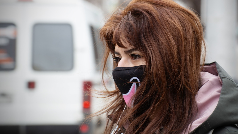 Студентов омского университета обязали носить маски на занятиях