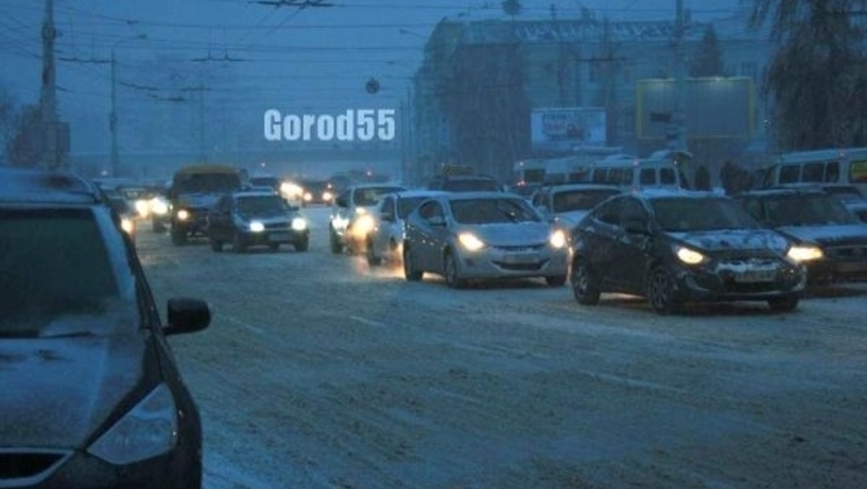 Из-за ухудшения погоды на омских дорогах станет опасно