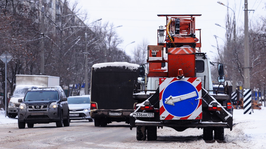 Снегоуборщики будут ездить по Омску в сопровождении ГИБДД