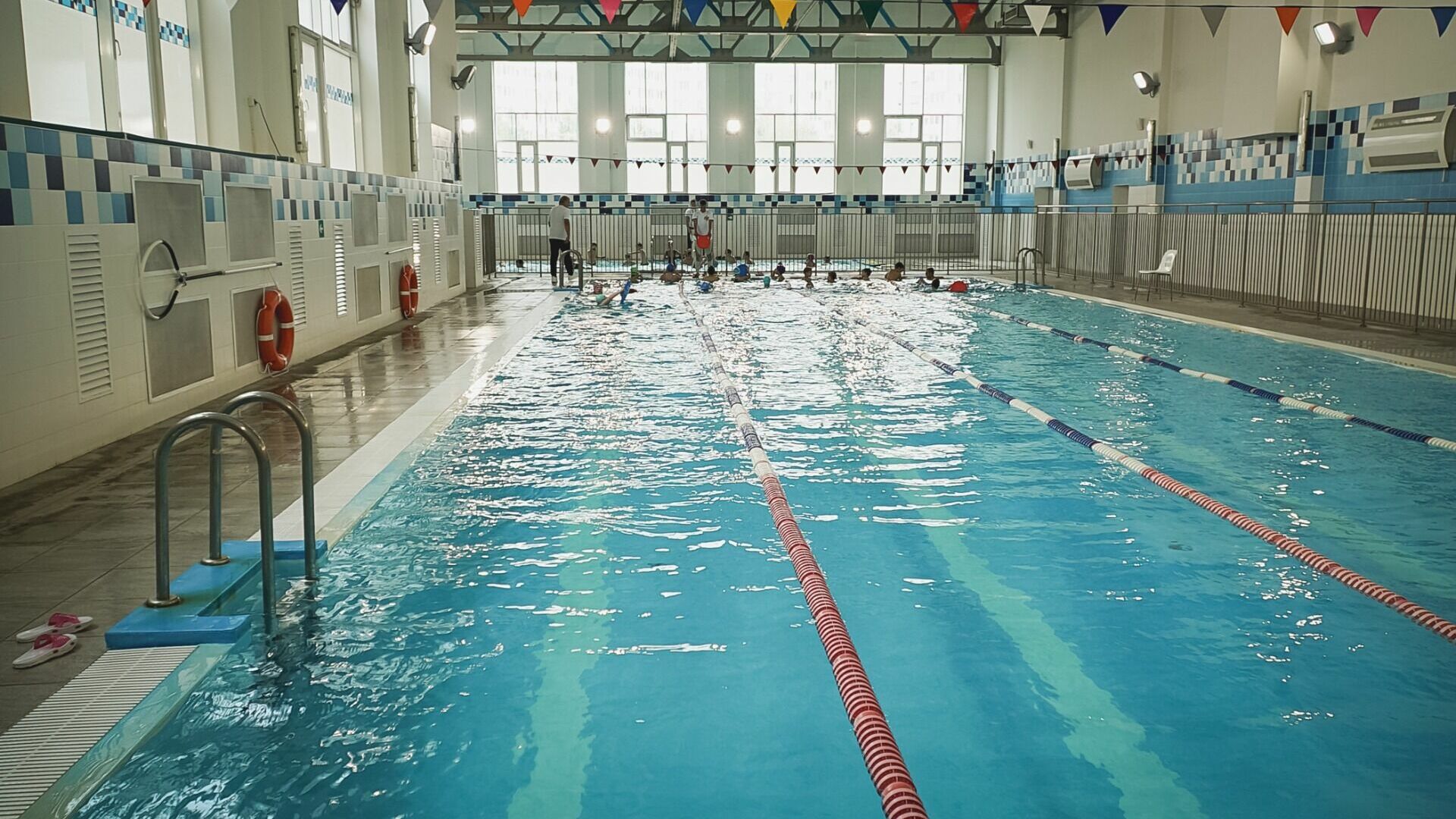 В Омске нашли желающих восстановить бассейн в школе № 124