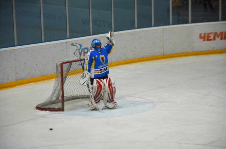 Новокузнецкая «молодежка» отказалась играть с омскими хоккеистами
