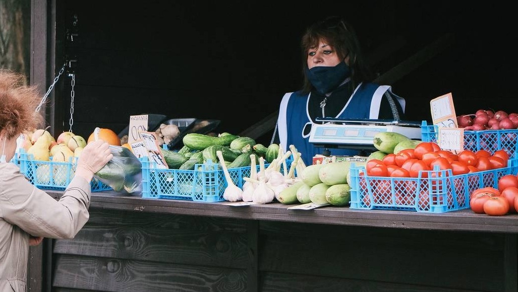 Минимальный набор продуктов в Омской области подорожал на 150 процентов за 10 лет